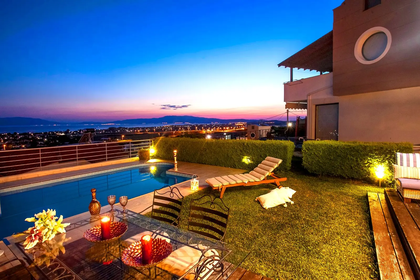 Die Terrasse am Abend